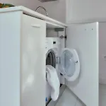 Apartment Essential By Tss' - Downtown, Wifi, Quiet