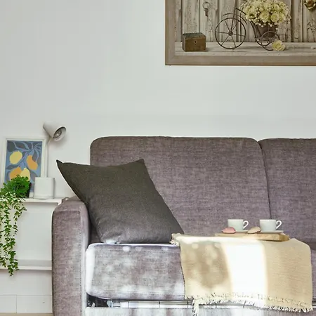 Essential By Tss' - Downtown, Wifi, Quiet * Trento