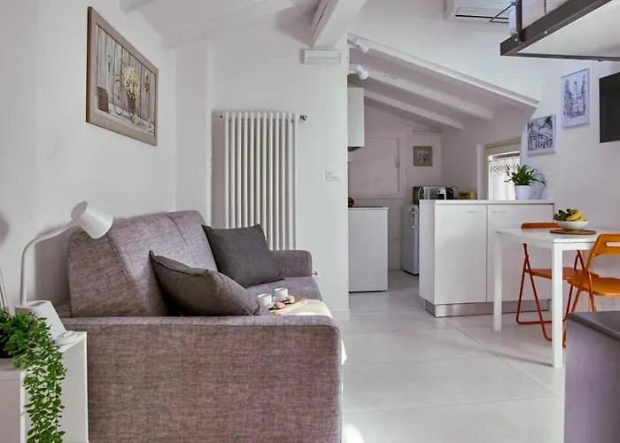 Apartment Essential By Tss' - Downtown, Wifi, Quiet *