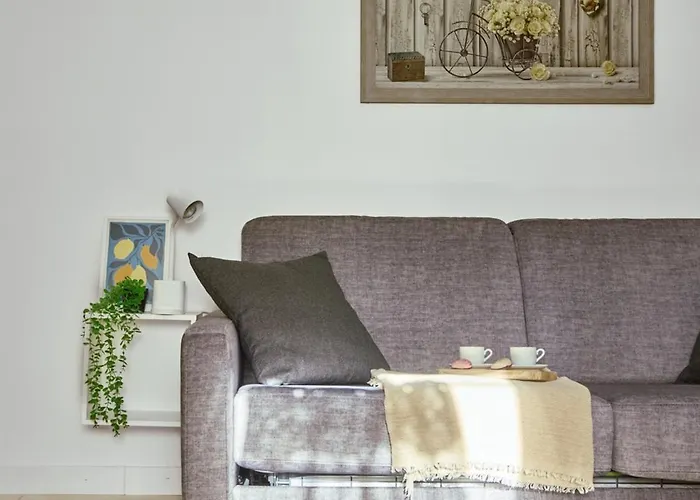 Essential By Tss' - Downtown, Wifi, Quiet * Trento